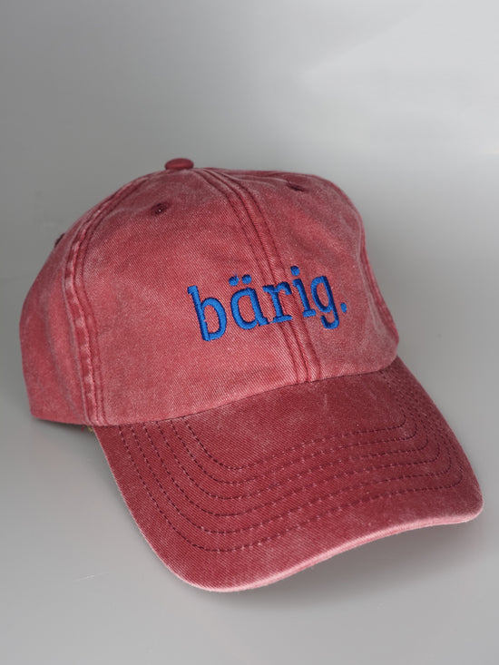 Vintage cap,, beary ”red